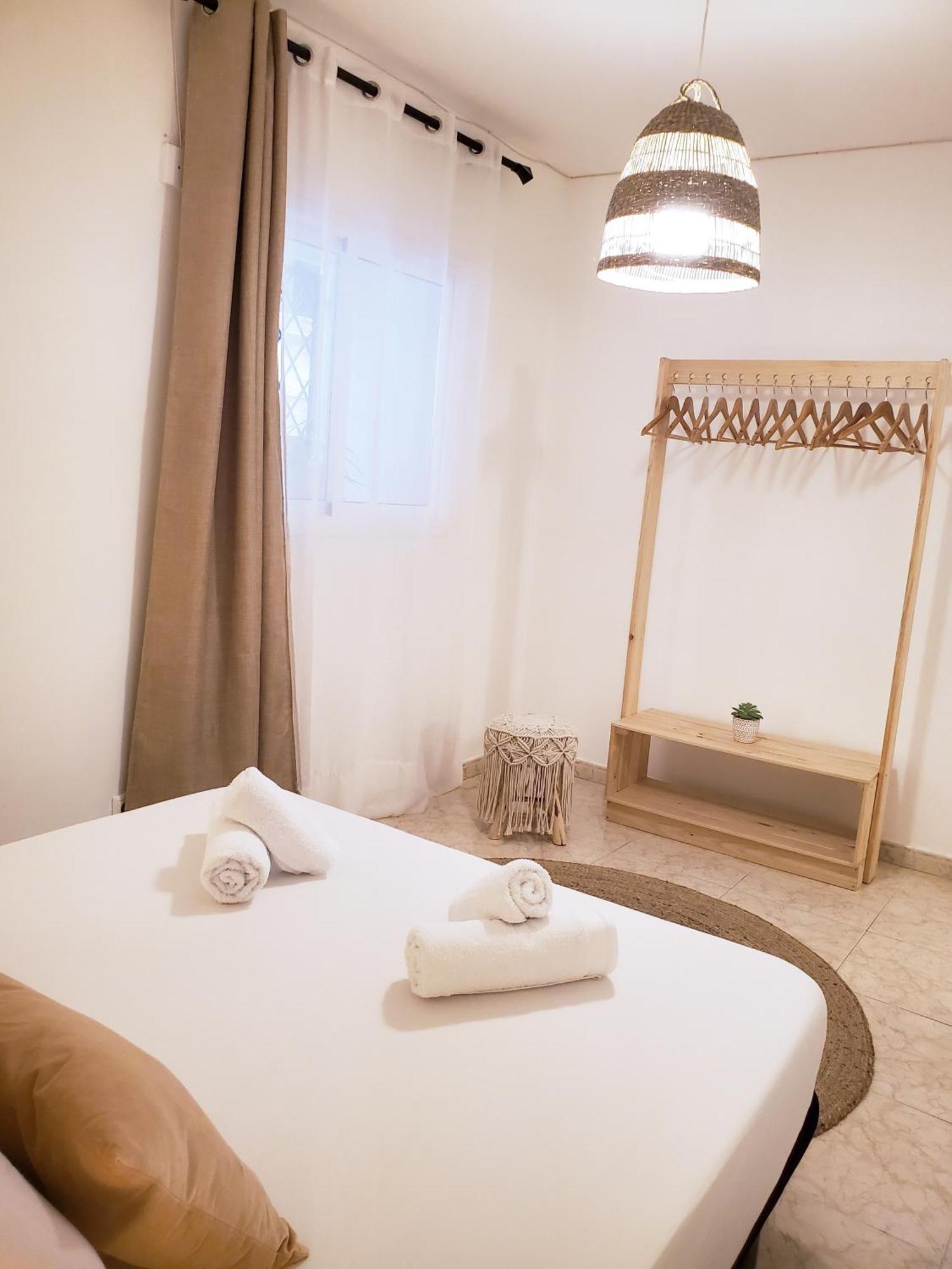 Apartamento Centrico Con Patio Privado Tarragona Exteriör bild