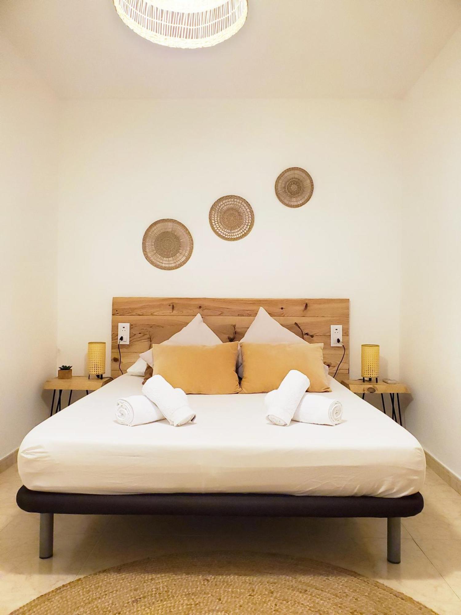 Apartamento Centrico Con Patio Privado Tarragona Exteriör bild